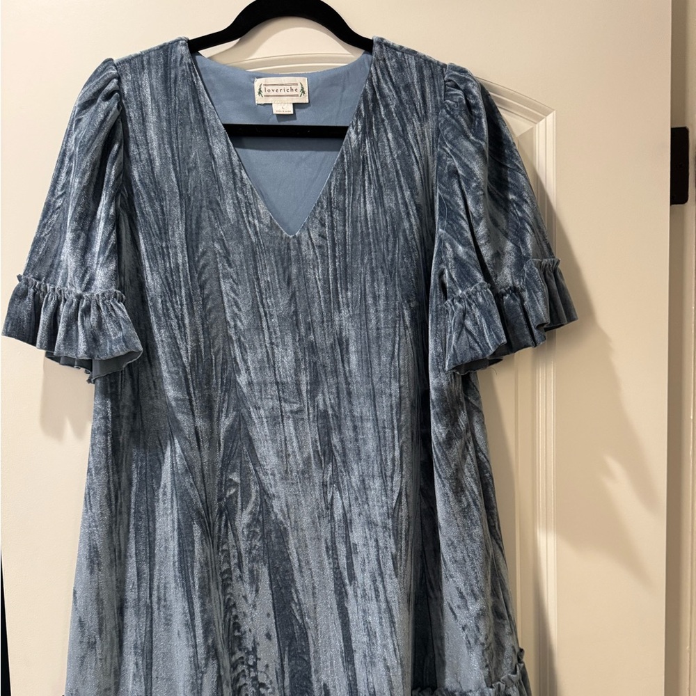 Love Riche Gray Blue Velvet V-Neck Dress